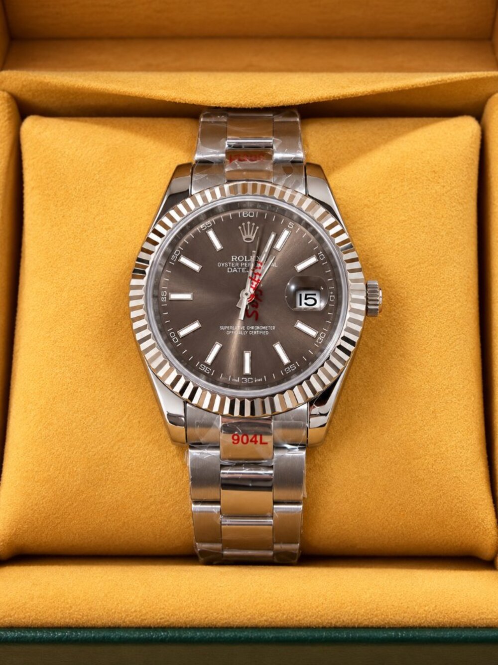 Silver Tone Mechanical Watch 41mm Gray Sunburst Dial Fluted Bezel
